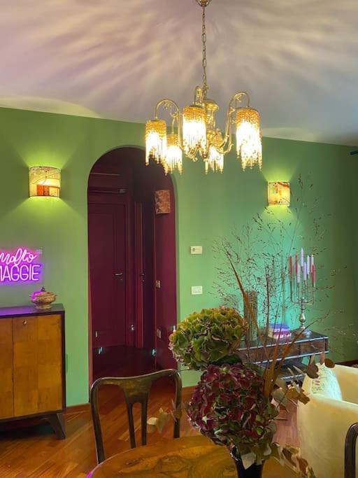 ראבנה Maggie'S Place Appartment With Private Backyard מראה חיצוני תמונה