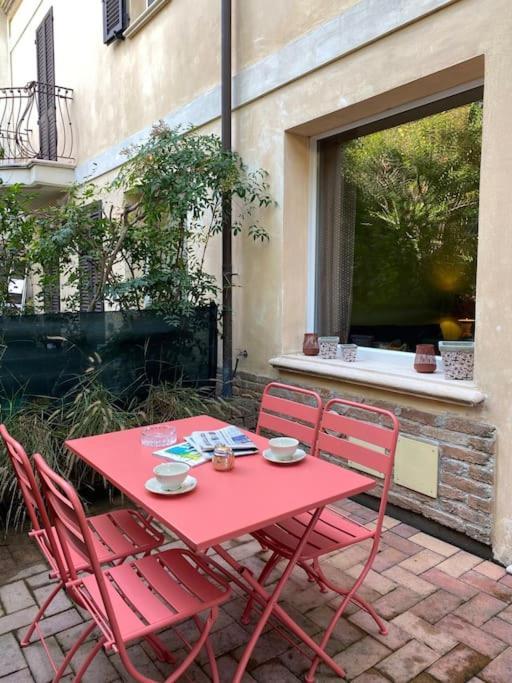 ראבנה Maggie'S Place Appartment With Private Backyard מראה חיצוני תמונה