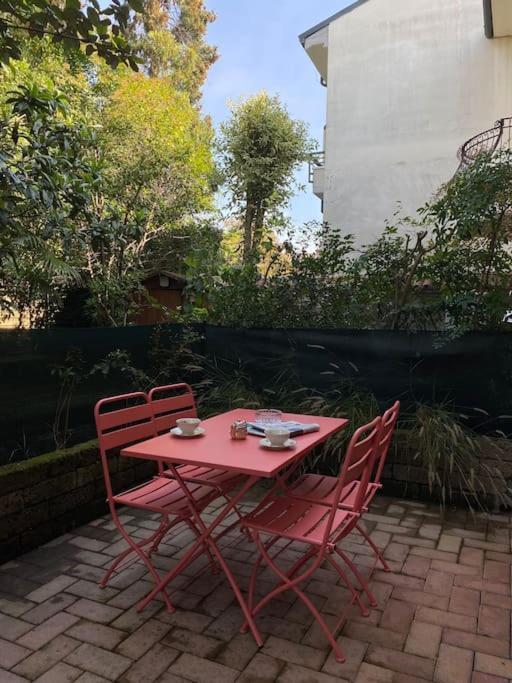 ראבנה Maggie'S Place Appartment With Private Backyard מראה חיצוני תמונה